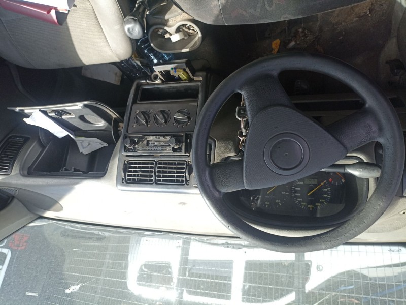 seat inca (6k9) del año 2001