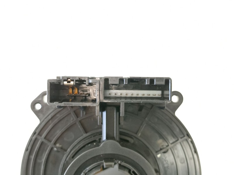 Recambio de anillo airbag para opel astra j (p10) 1.3 cdti (68) referencia OEM IAM 20817720  13579487