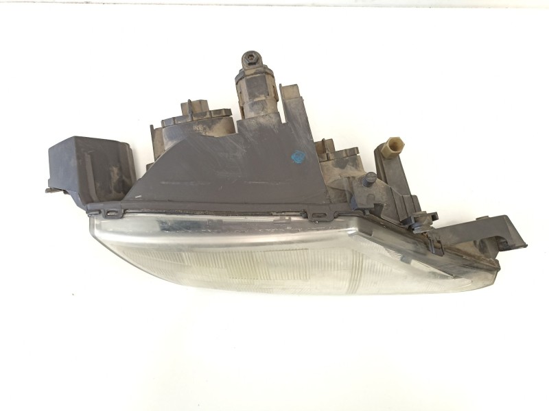 Recambio de faro derecho para lancia y (840_) 1.2 (840aa, 840af1a) referencia OEM IAM 46787682  
