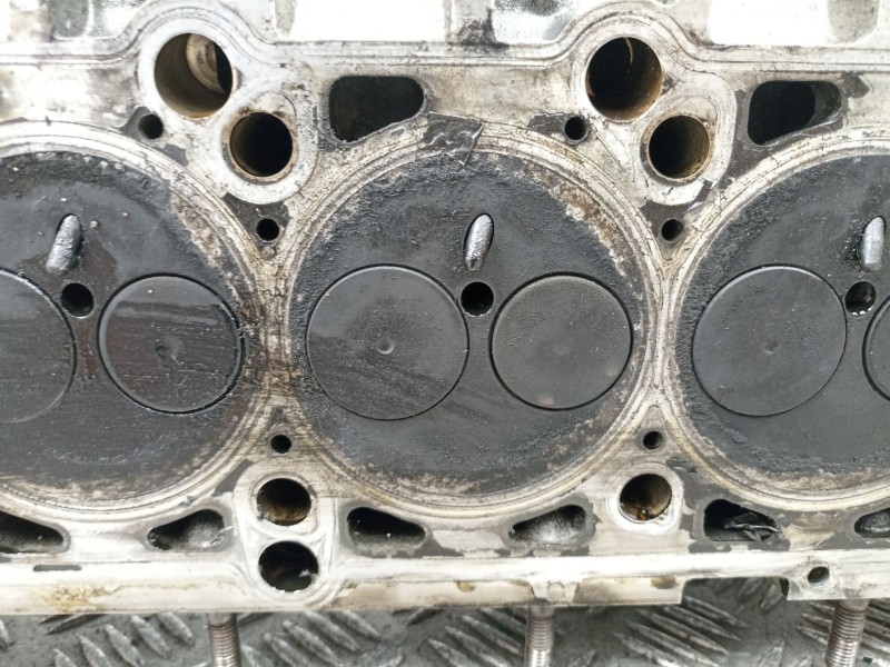 Recambio de culata turbo diesel para volkswagen touareg (7la, 7l6, 7l7) 2.5 r5 tdi referencia OEM IAM 070103373C  