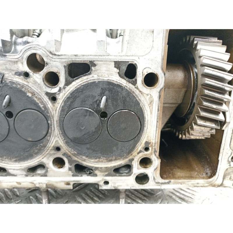 Recambio de culata turbo diesel para volkswagen touareg (7la, 7l6, 7l7) 2.5 r5 tdi referencia OEM IAM 070103373C  