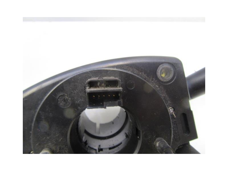 Recambio de mando luces y limpias : volkswagen passat : 1.9 tdi (100,61cv) [2004] para volkswagen passat 1.9 tdi referencia OEM 