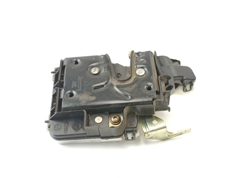 Recambio de cerradura puerta delantera derecha para volkswagen polo iii (6n1) 64 1.9 d referencia OEM IAM 6N1837016D  