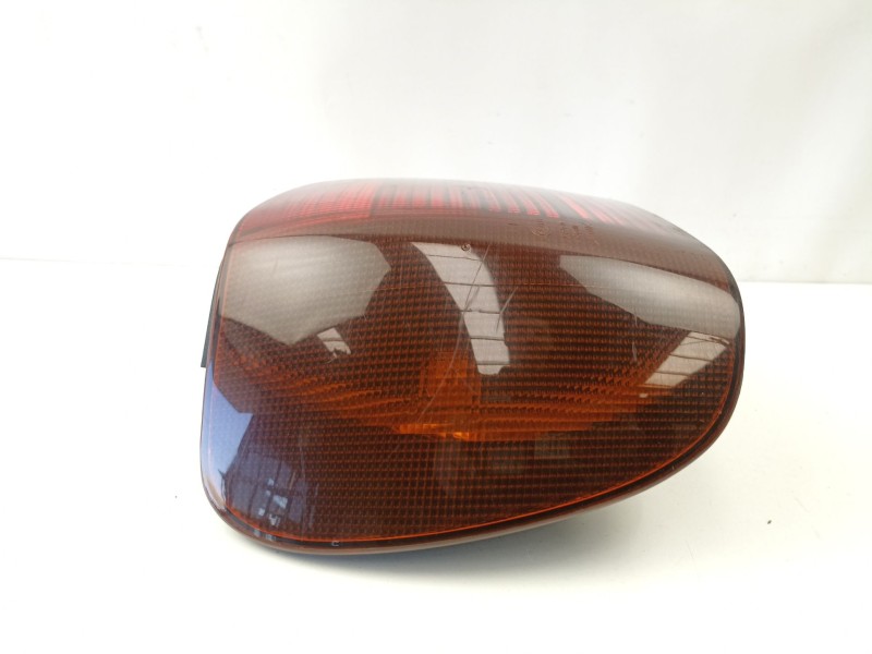 Recambio de piloto trasero izquierdo para volkswagen polo iii (6n1) 64 1.9 d referencia OEM IAM 6N0945095B  