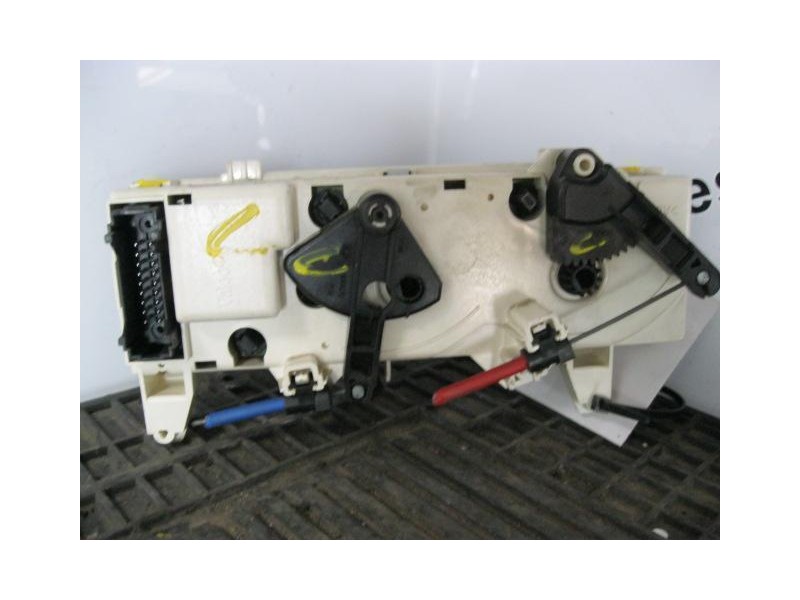 Recambio de mandos calefaccion : renault megane : 1.9 d ( f8q ) [1996] para renault megane 1.9 d ( f8q ) referencia OEM IAM A/C 