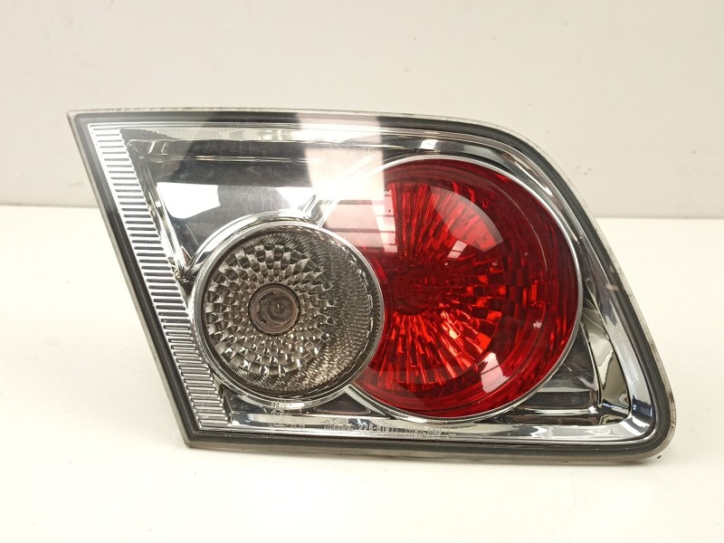 Recambio de piloto porton izquierdo para mazda 6 sedán (gg) 2.0 (ggep) referencia OEM IAM GJ6E513G0D  