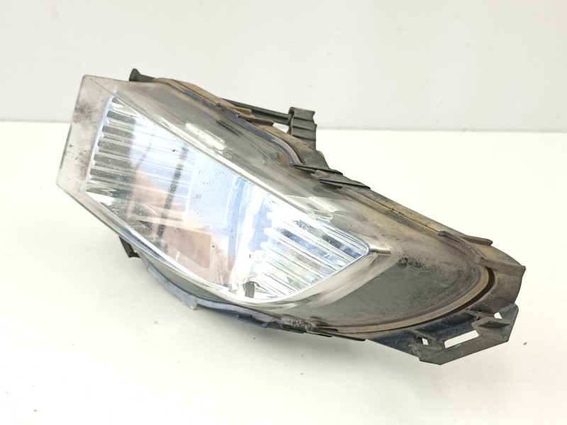 Recambio de antiniebla derecho para opel insignia a (g09) 2.0 cdti (68) referencia OEM IAM 13226829  
