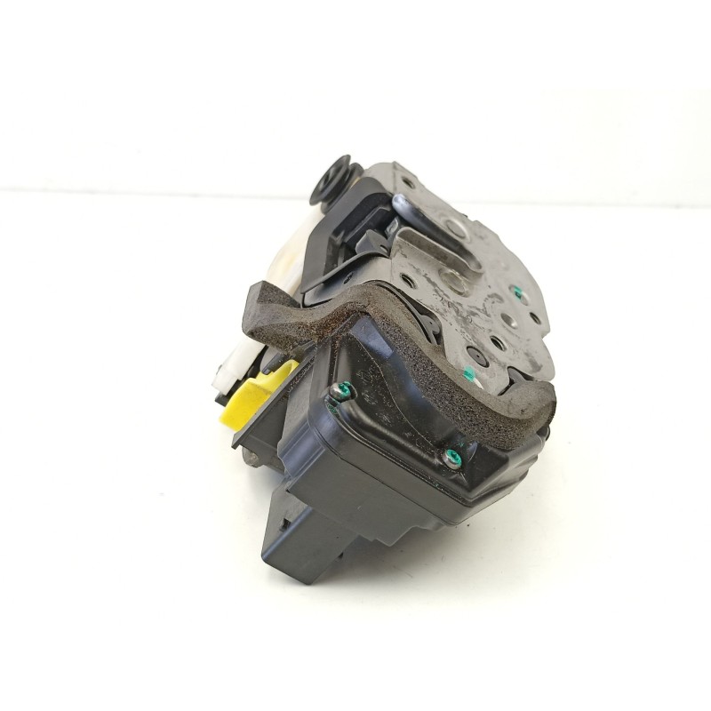 Recambio de cerradura puerta trasera izquierda para opel insignia a (g09) 2.0 cdti (68) referencia OEM IAM 13503807  