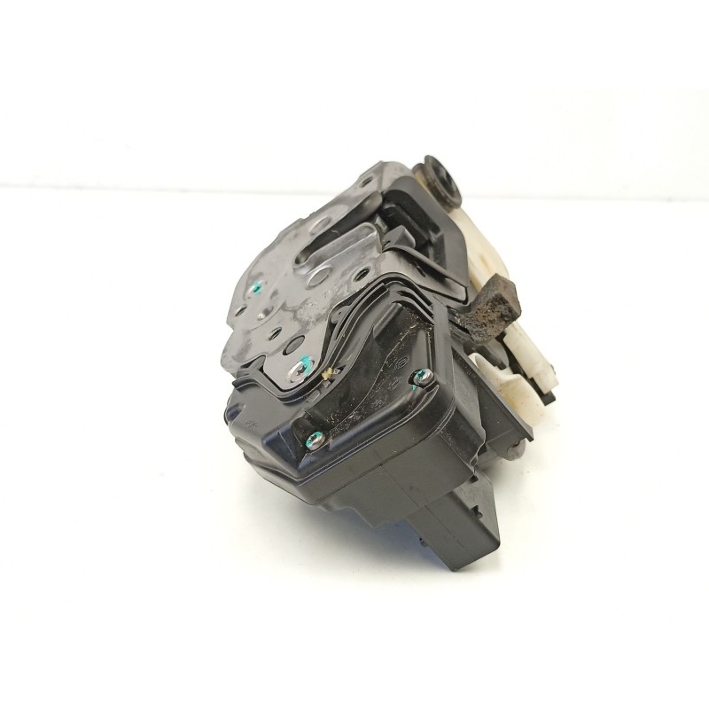 Recambio de cerradura puerta trasera derecha para opel insignia a (g09) 2.0 cdti (68) referencia OEM IAM 13503808  