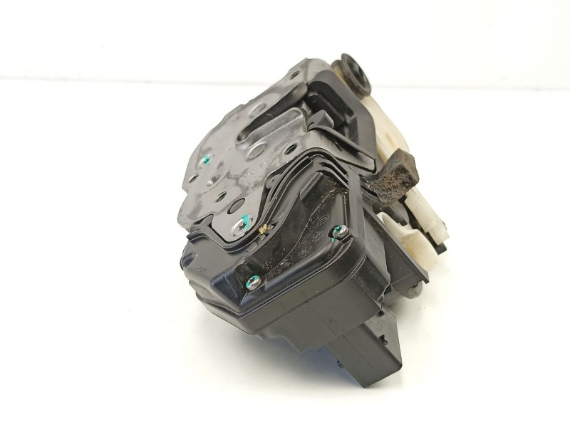 Recambio de cerradura puerta trasera derecha para opel insignia a (g09) 2.0 cdti (68) referencia OEM IAM 13503808  