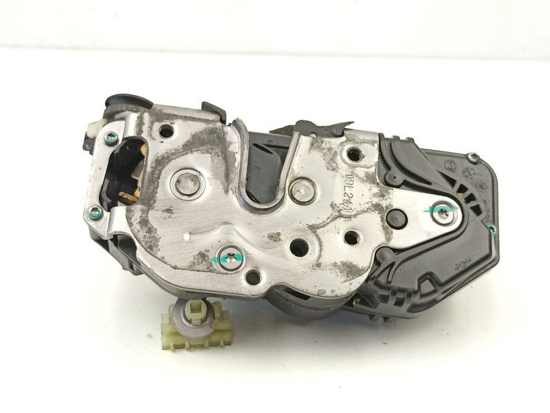 Recambio de cerradura puerta trasera derecha para opel insignia a (g09) 2.0 cdti (68) referencia OEM IAM 13503808  