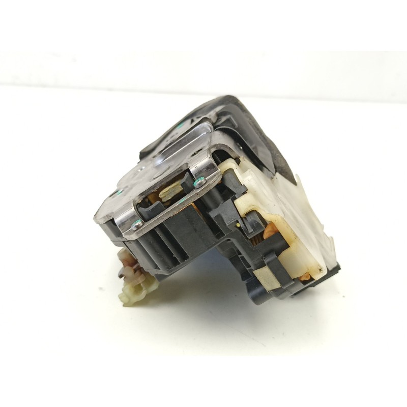 Recambio de cerradura puerta delantera izquierda para opel insignia a (g09) 2.0 cdti (68) referencia OEM IAM 13503801  