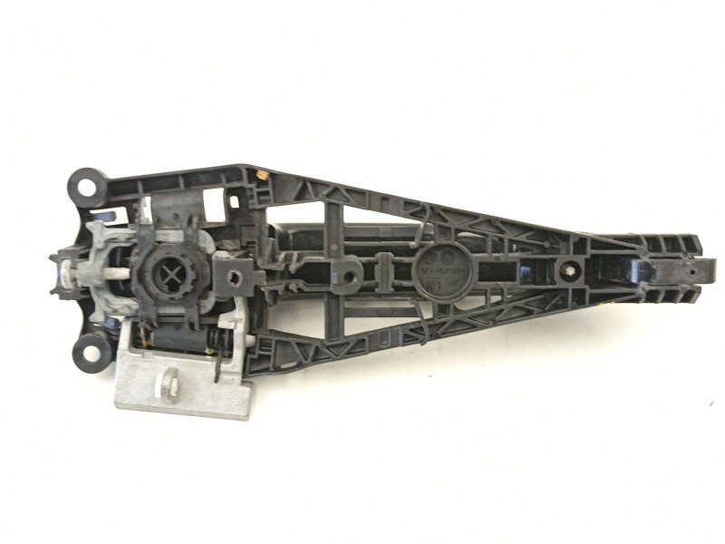 Recambio de manilla trasera derecha para opel insignia a (g09) 2.0 cdti (68) referencia OEM IAM 13503892  