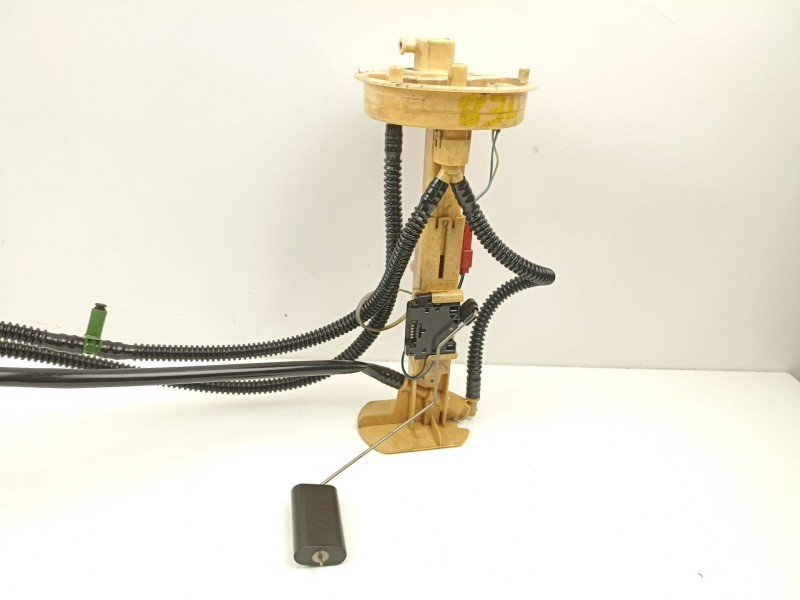 Recambio de bomba combustible aforador para bmw x5 (e70) xdrive 35 d referencia OEM IAM 7164316  