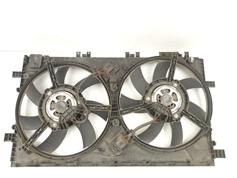 Recambio de electroventilador para opel insignia a (g09) 2.0 cdti (68) referencia OEM IAM 13223018 P8658004 