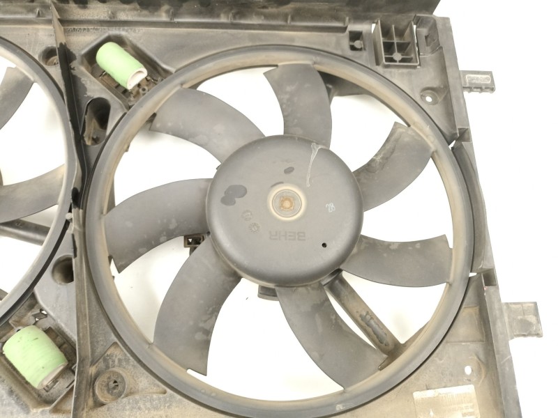 Recambio de electroventilador para opel insignia a (g09) 2.0 cdti (68) referencia OEM IAM 13223018 P8658004 