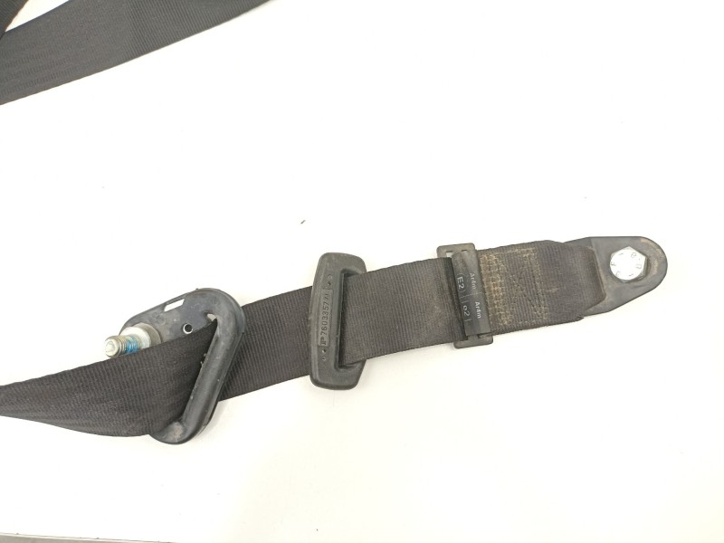 Recambio de cinturon seguridad delantero derecho para piaggio vespa 250 referencia OEM IAM   