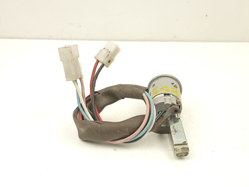 Recambio de conmutador de arranque para piaggio vespa 250 referencia OEM IAM   
