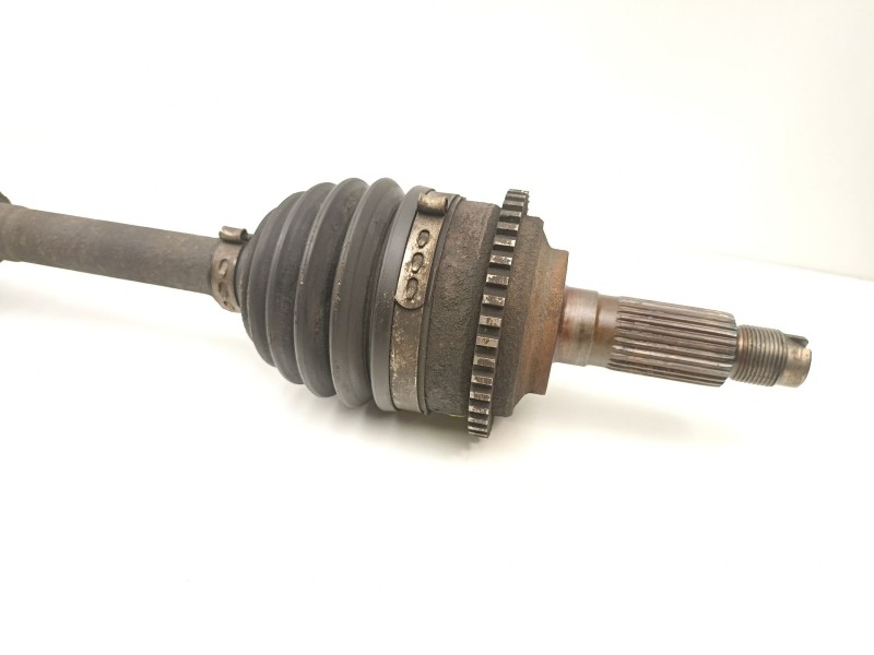 Recambio de transmision delantera izquierda para mazda 6 sedán (gg) 2.0 (ggep) referencia OEM IAM GD362560XA  