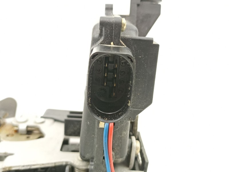 Recambio de cerradura puerta trasera derecha para audi a4 b6 (8e2) 2.0 referencia OEM IAM 4B0839016D  