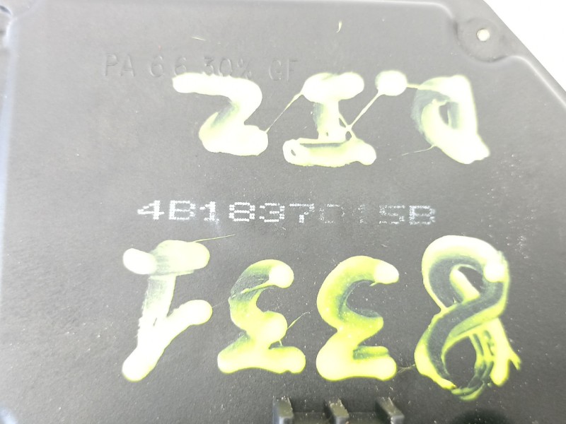 Recambio de cerradura puerta delantera izquierda para audi a4 b6 (8e2) 2.0 referencia OEM IAM 4B1837015B  