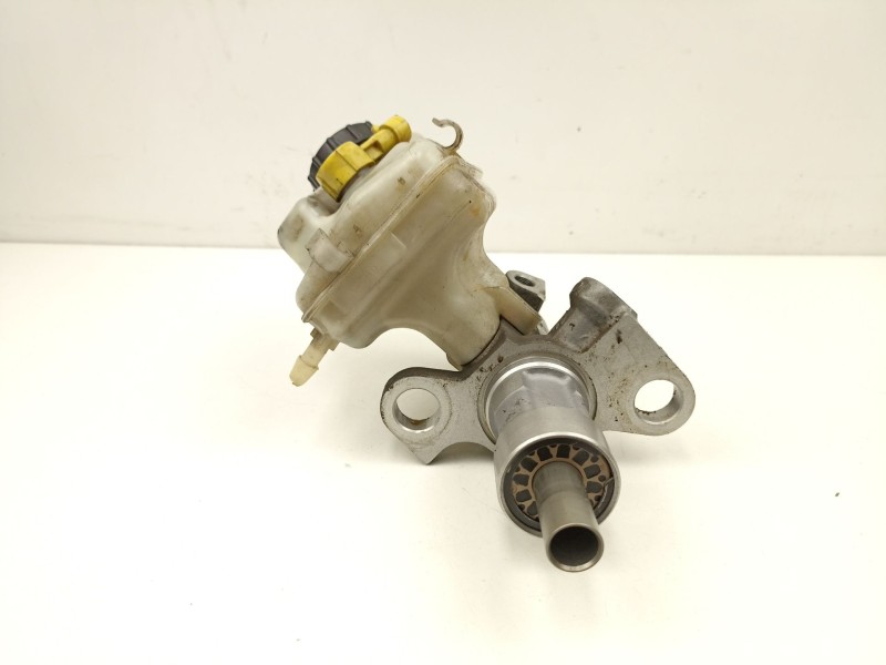 Recambio de bomba de freno para opel insignia a (g09) 2.0 cdti (68) referencia OEM IAM 13292290  