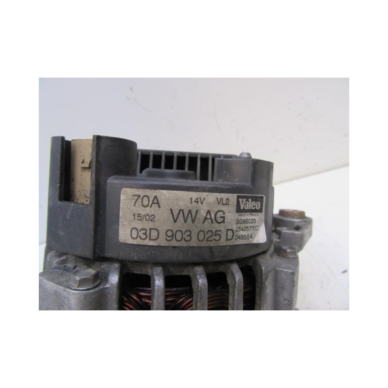Recambio de alternador : volkswagen polo : 1.2 g (63,90cv) [2002] para volkswagen polo 1.2 g referencia OEM IAM 03D903025D  
