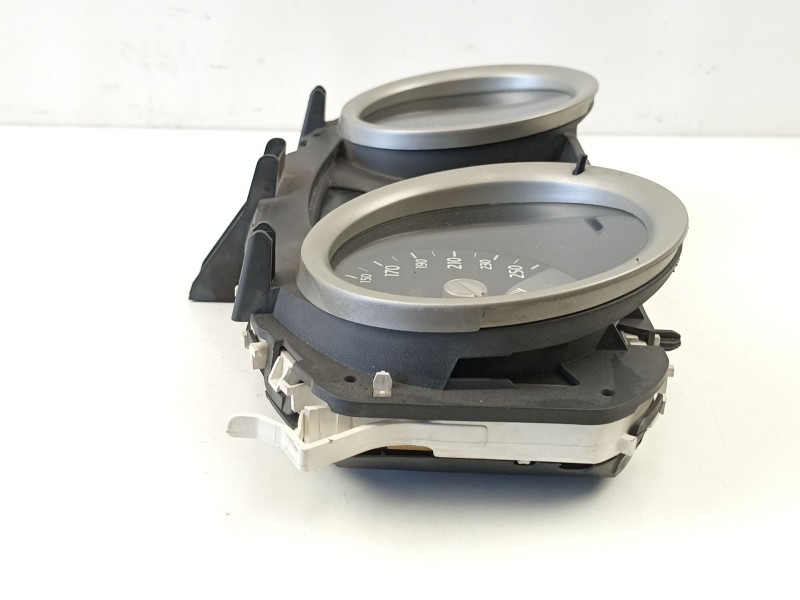 Recambio de cuadro instrumentos para renault megane ii (bm0/1_, cm0/1_) 1.9 dci (bm0g, cm0g) referencia OEM IAM 8200306552  