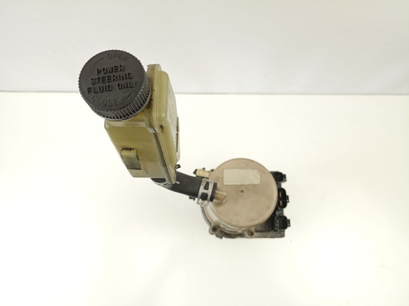 Recambio de bomba direccion electrica para mazda 3 1.6 hdi g8da referencia OEM IAM BP4L32600  