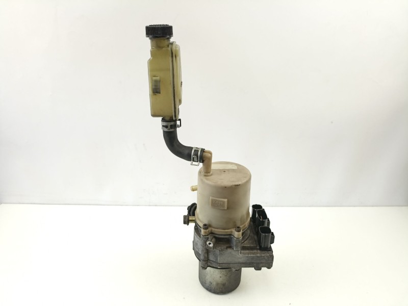 Recambio de bomba direccion electrica para mazda 3 1.6 hdi g8da referencia OEM IAM BP4L32600  