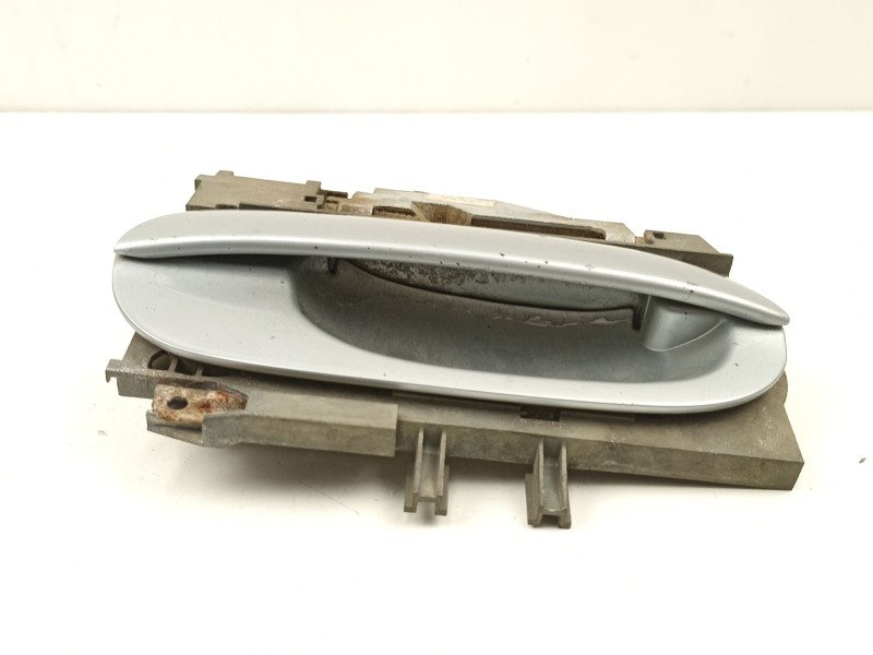 Recambio de manilla delantera derecha para bmw 7 (e38) 728 i, il referencia OEM IAM 51229068581  