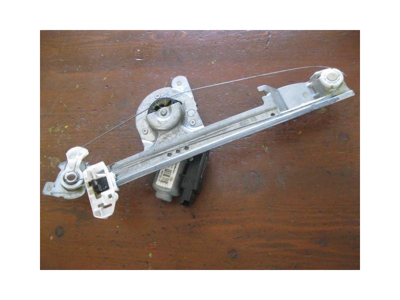 Recambio de elevalunas elec. tra. izq. : renault scenic : 1.9 dci f9q d612 5p [2006] para renault scenic 1.9 dci f9q d612 refere