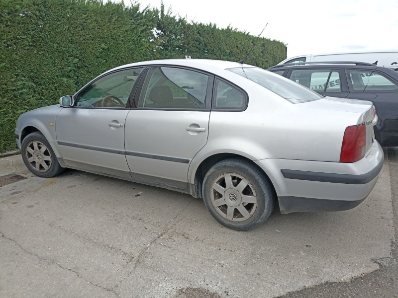 volkswagen passat b5 (3b2) del año 1999
