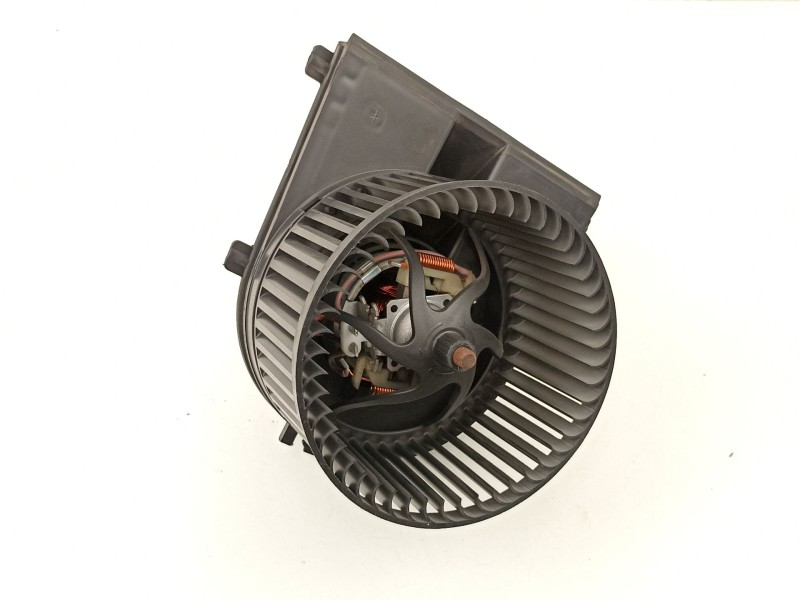 Recambio de motor calefaccion para volkswagen golf iv (1j1) 1.4 16v referencia OEM IAM 1J1819021B  