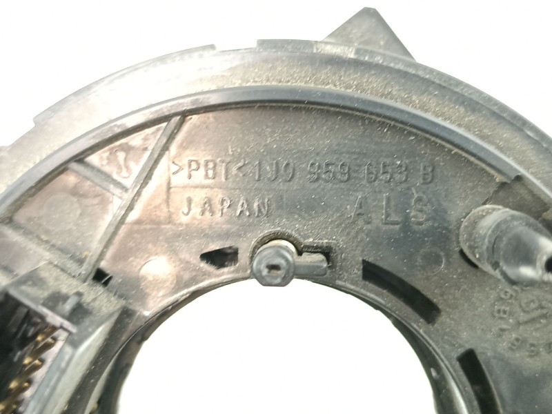 Recambio de anillo airbag para volkswagen golf iv (1j1) 1.4 16v referencia OEM IAM 1J0959653B  