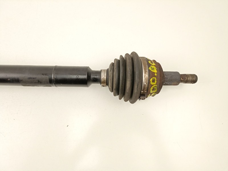 Recambio de transmision delantera derecha para volkswagen golf iv (1j1) 1.4 16v referencia OEM IAM 1J0407272F  