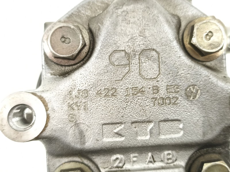 Recambio de bomba direccion para volkswagen golf iv (1j1) 1.4 16v referencia OEM IAM 1J0422154B  