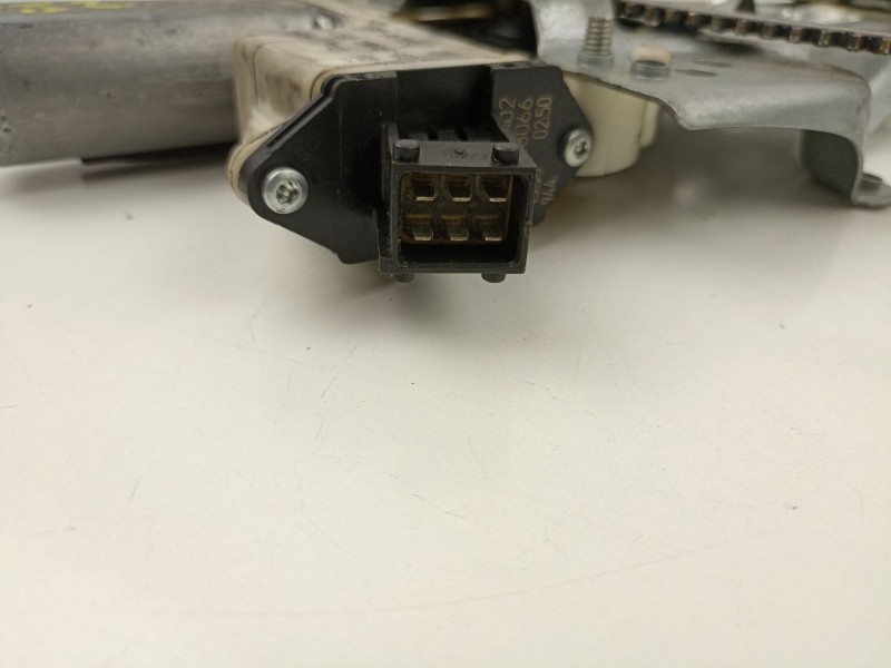 Recambio de elevalunas delantero izquierdo para opel vectra c gts (z02) 1.9 cdti (f68) referencia OEM IAM 9178985  9178987