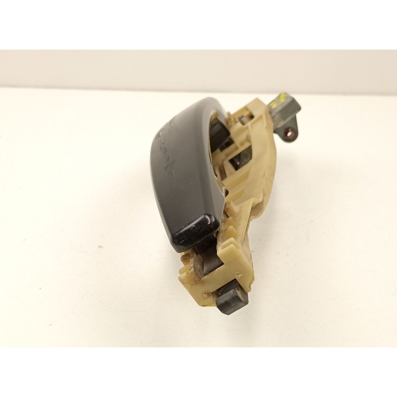 Recambio de manilla trasera derecha para opel vectra c gts (z02) 1.9 cdti (f68) referencia OEM IAM 13106605  