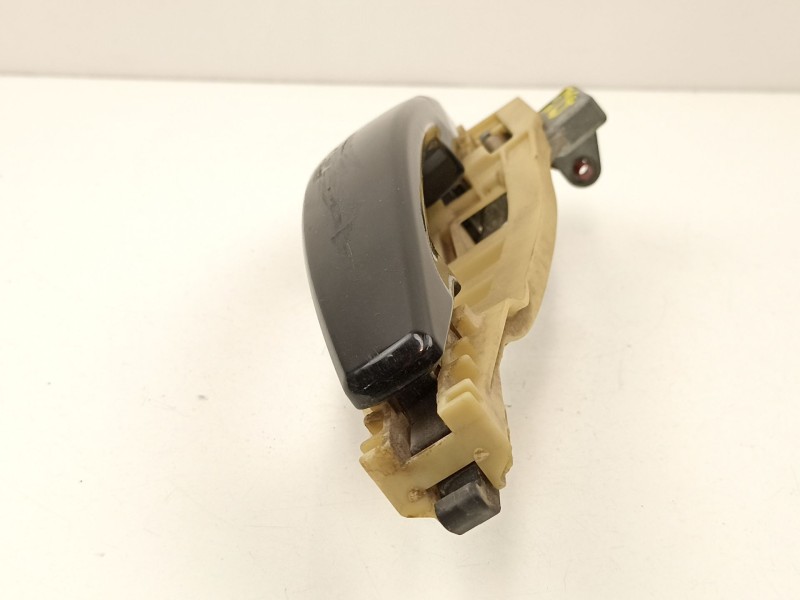 Recambio de manilla trasera derecha para opel vectra c gts (z02) 1.9 cdti (f68) referencia OEM IAM 13106605  