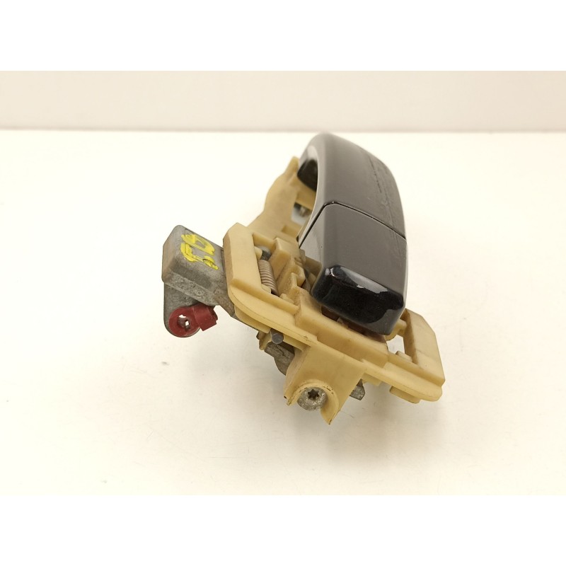 Recambio de manilla trasera derecha para opel vectra c gts (z02) 1.9 cdti (f68) referencia OEM IAM 13106605  