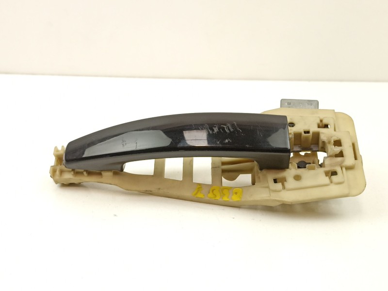 Recambio de manilla delantera izquierda para opel vectra c gts (z02) 1.9 cdti (f68) referencia OEM IAM 13158425  