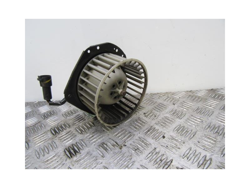 Recambio de motor calefaccion : daewoo nexia : 1.5 g [1995] para daewoo nexia 1.5 g referencia OEM IAM   