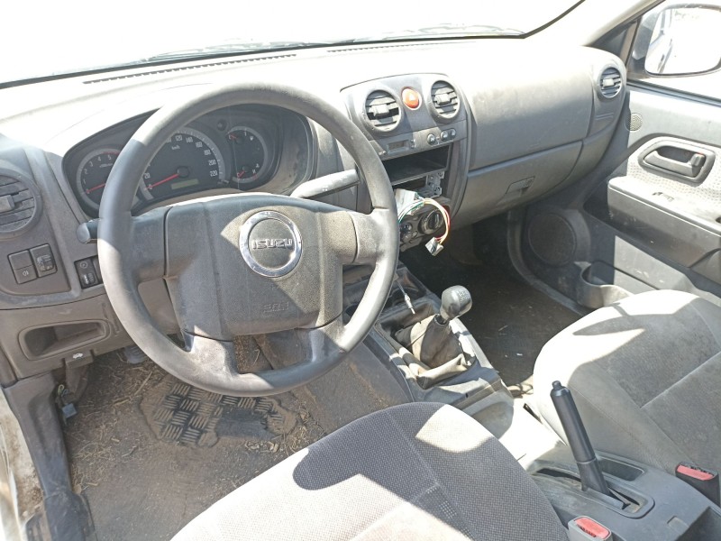 isuzu d-max i (tfr, tfs) del año 2010