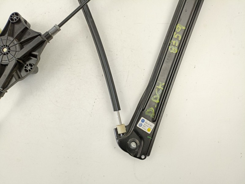 Recambio de elevalunas delantero derecho para volkswagen tiguan (ad1, ax1) 2.0 tdi referencia OEM IAM 5NA837462  