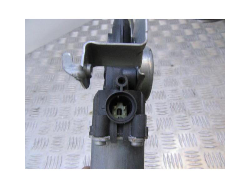 Recambio de elevalunas elec. del. dch. : nissan note : 1.5 dci (85,65cv) [2009] para nissan note 1.5 dci referencia OEM IAM 2PIN