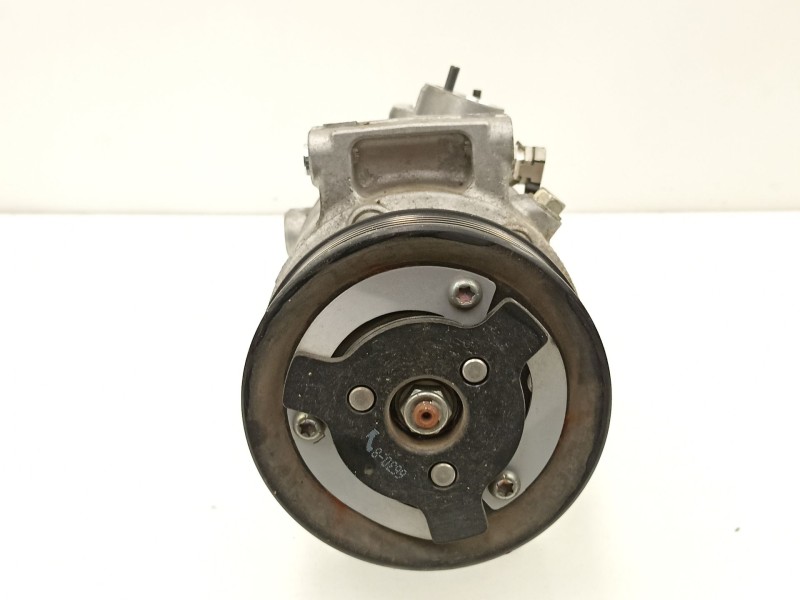 Recambio de compresor aire acondicionado para volkswagen tiguan (ad1, ax1) 2.0 tdi referencia OEM IAM 5Q0816803E  