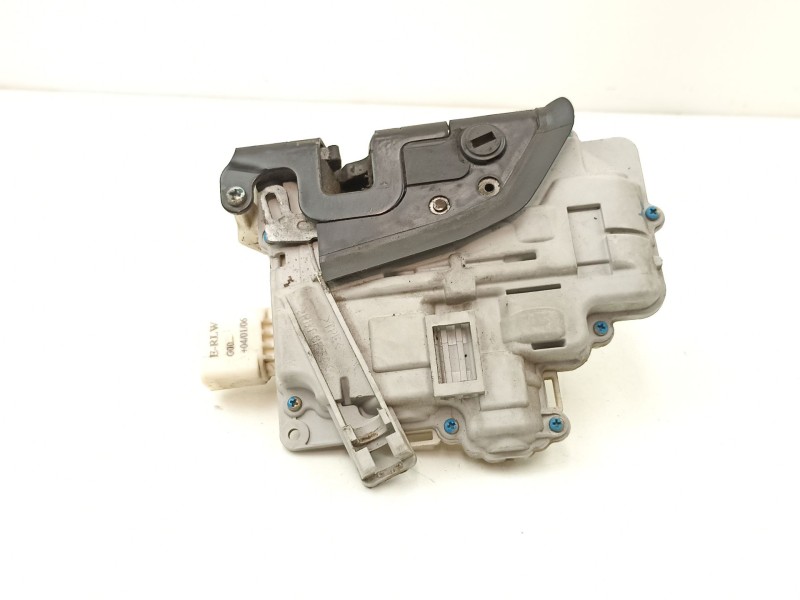 Recambio de cerradura puerta trasera izquierda para audi a3 (8p1) 2.0 tdi 16v referencia OEM IAM 4F0839015  