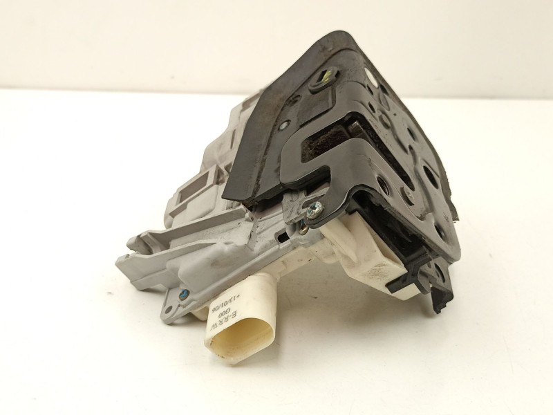Recambio de cerradura puerta trasera derecha para audi a3 (8p1) 2.0 tdi 16v referencia OEM IAM 4F0839016  