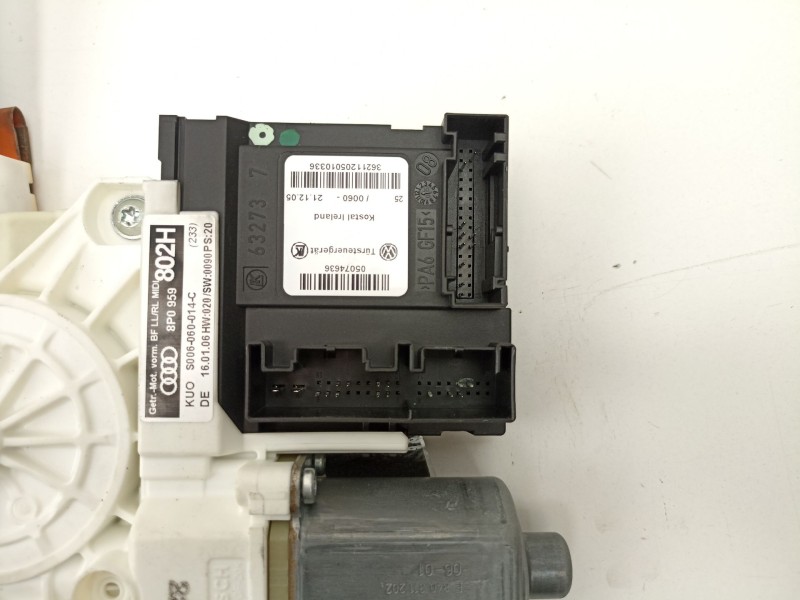 Recambio de elevalunas delantero derecho para audi a3 (8p1) 2.0 tdi 16v referencia OEM IAM 8P0959802H  